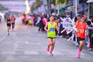 BIB: 0554, 46595
                            <button type="button" onclick="openModal(12773576)" class="btn btn-primary btn-sm float-right btn-popup" data-toggle="modal" data-target=".modal-high-quality">
                        <i class="fas fa-shopping-cart"></i> Add to Cart
                    </button>
                                            <button type="button" onclick="isThisMe(12773576, true)" class="btn btn-success btn-sm float-right btn-popup btn-isme hidden" data-toggle="tooltip" data-placement="bottom" title="นี่คือรูปของคุณใช่ไหม คลิกที่นี่เพื่อเอาเข้าอัลบั้ม">
                        <i class="fas fa-plus"></i> Add to album
                    </button>
                    <button type="button" onclick="isThisMe(12773576, false)" class="btn btn-warning btn-sm float-right btn-popup btn-isnotme hidden">
                        <i class="fas fa-ban"></i> Remove from album
                    </button>